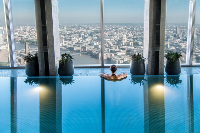 Shangri La The Shard five star hotels london