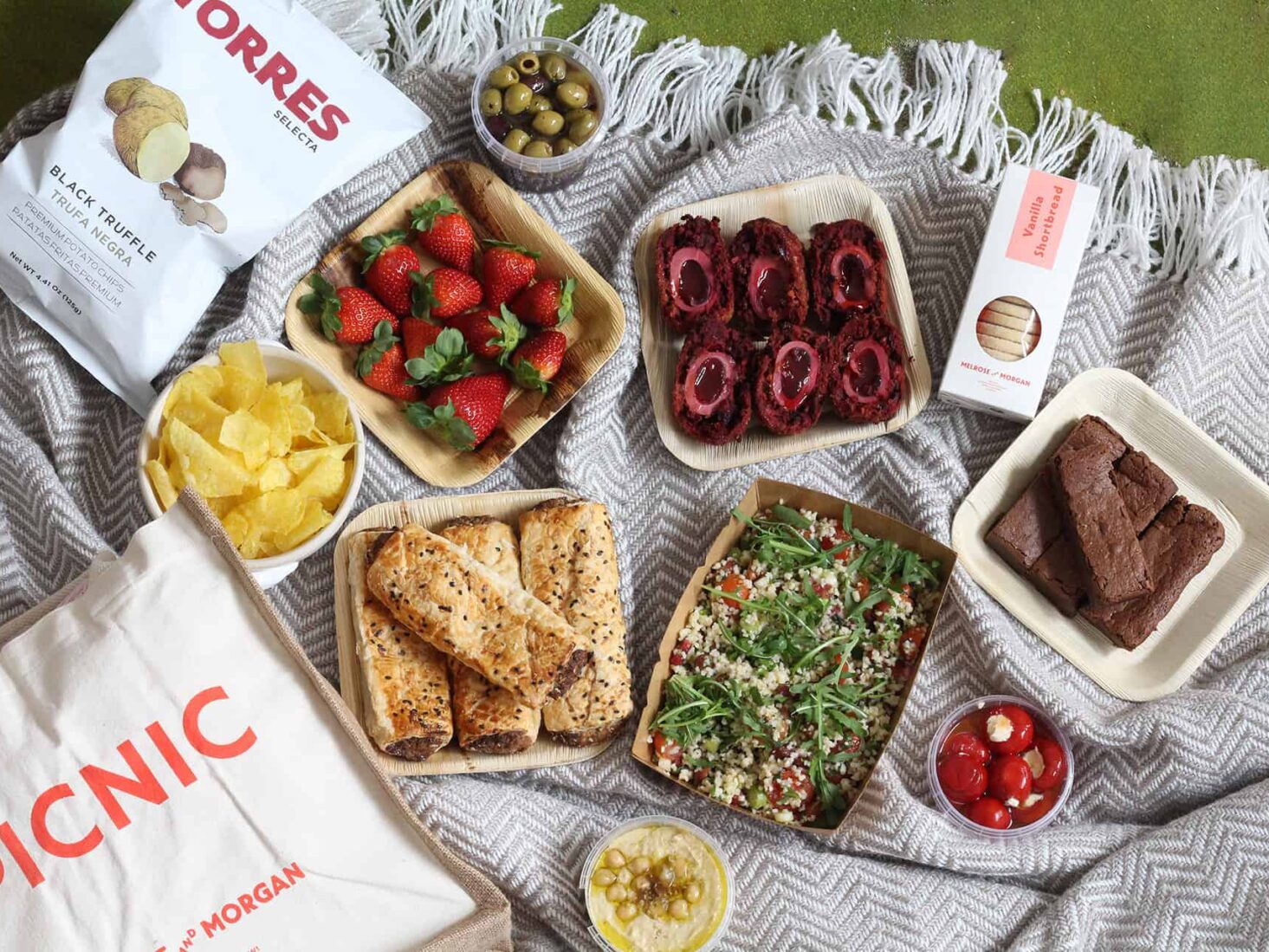 melrose and morgan luxury picnic hampers