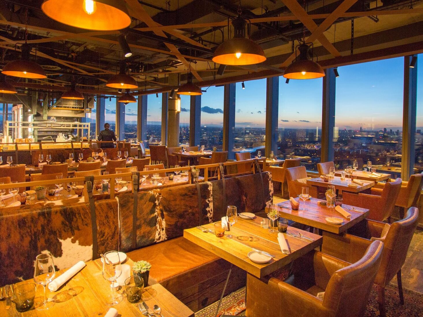 Spend Valentine's Day at Bōkan37, Canary Wharf &ndash; Luxury London