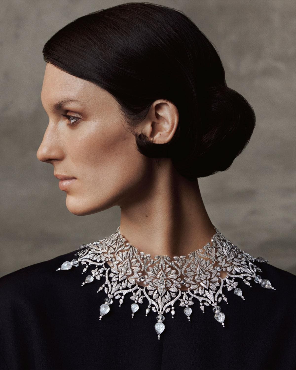 An Astounding New Chapter for The Alchemist of Light High Jewellery  Collection by De Beers - The Jewelry Magazine