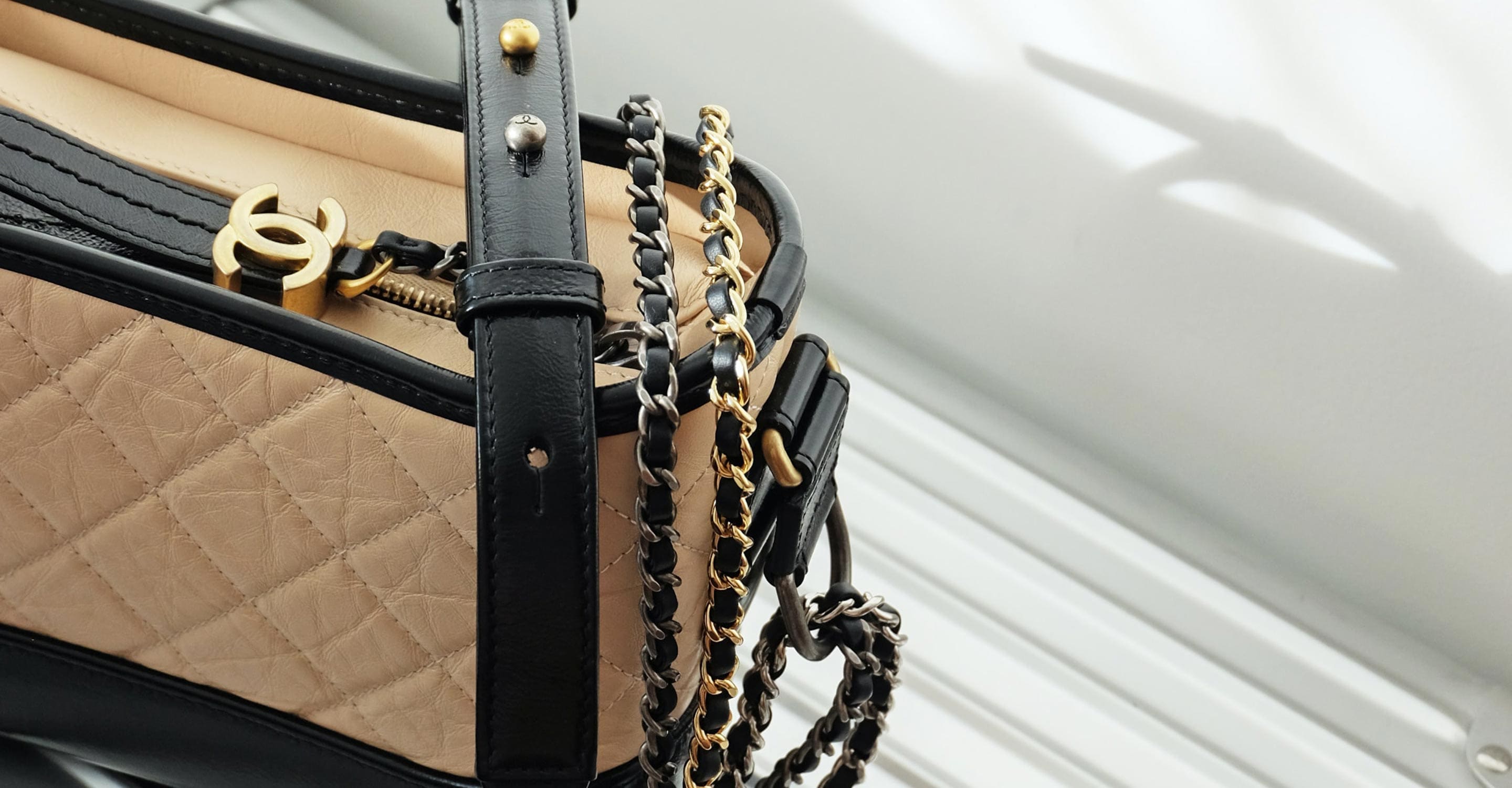 Chanel Takes on the Resale Market With One Bag per Person per Year Policy   Jing Daily