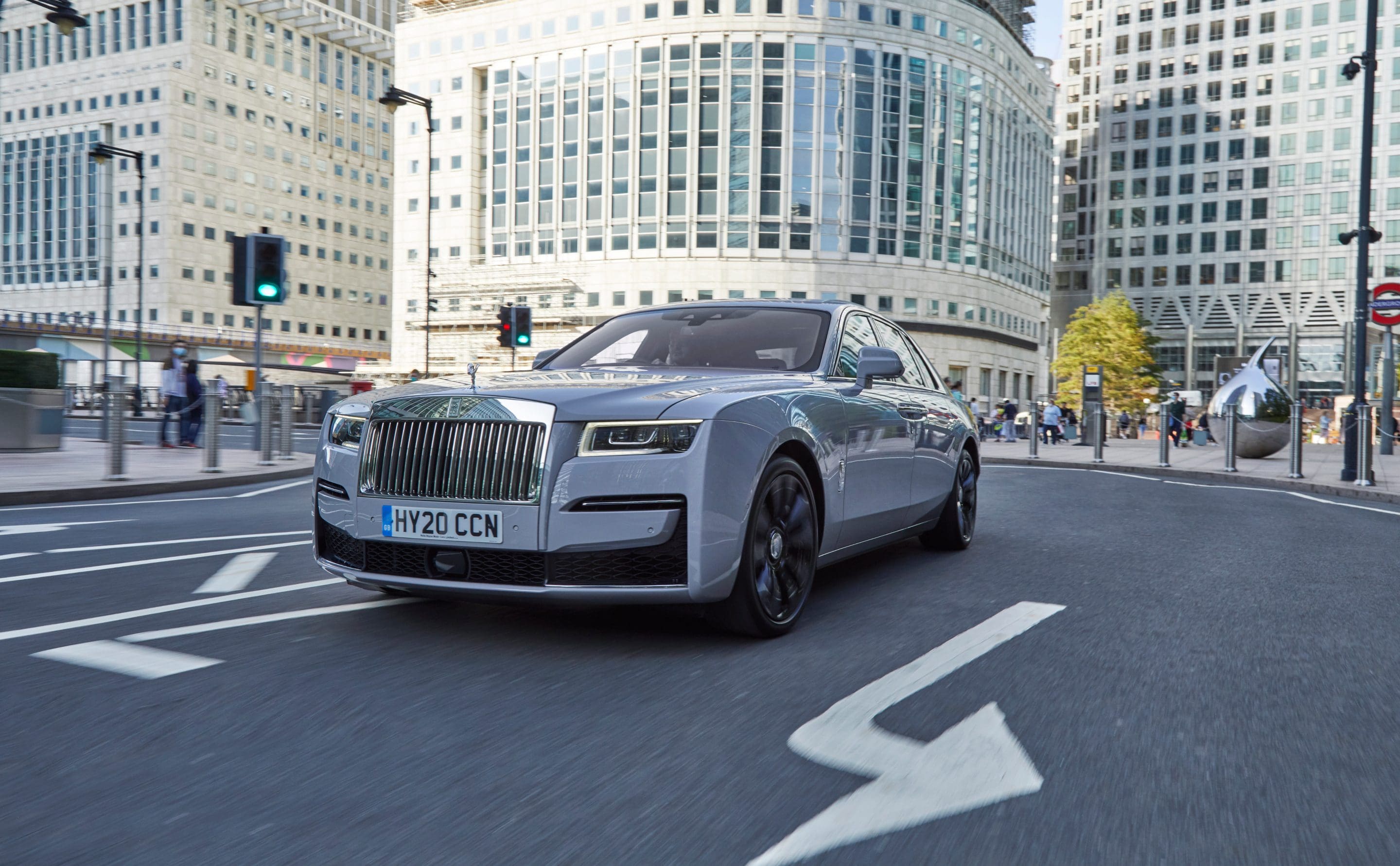 Rolls Royce Ghost White  Amazing price  Book Now 40000