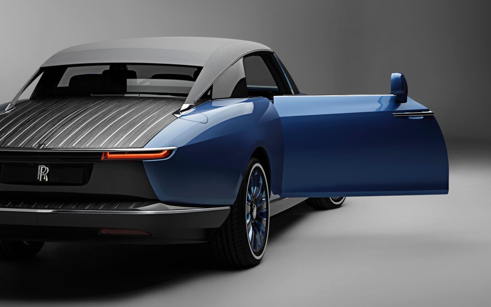 Tour RollRoyces ForwardLooking Concept Car  Architectural Digest
