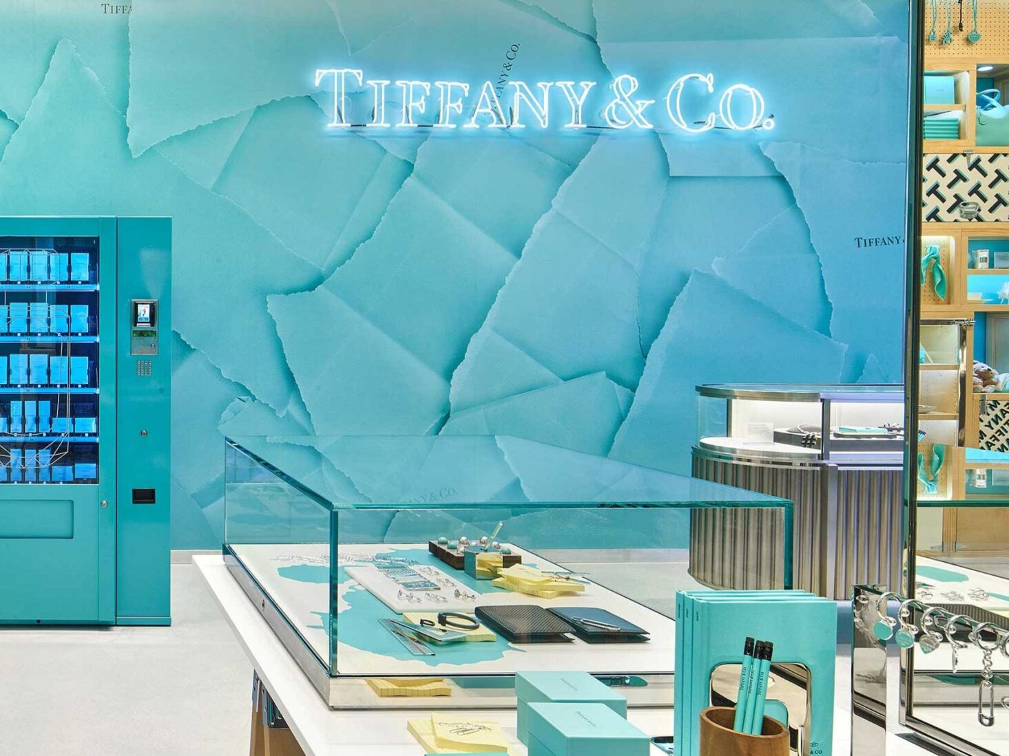 Tiffany style studio