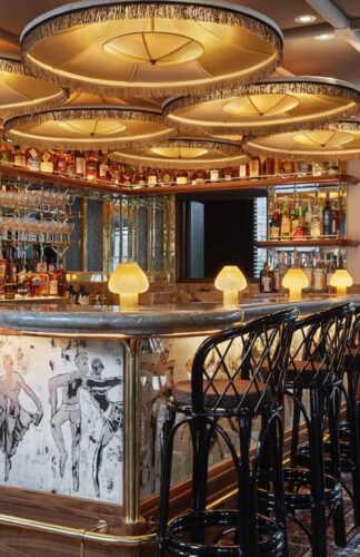The Alligator Bar at Louie