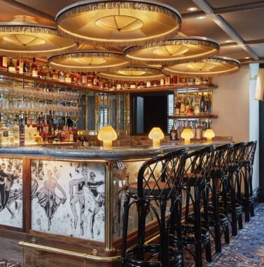 The Alligator Bar at Louie