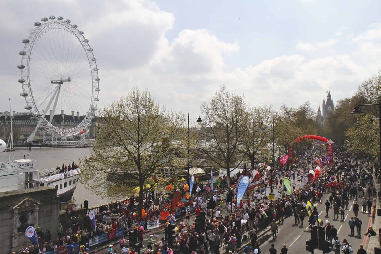 london marathon embankment