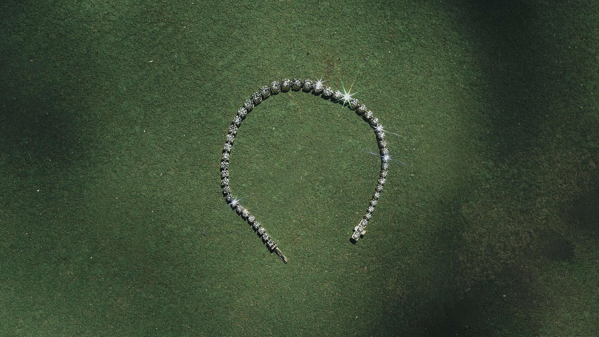 Stunning tennis necklaces for summer sparkle