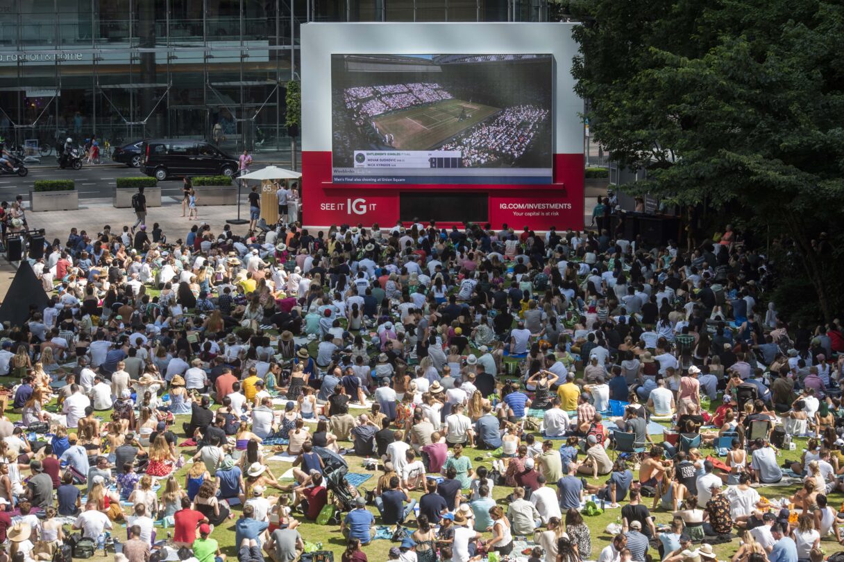 canary wharf summer screens