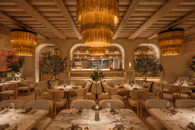Fenix, Mayfair