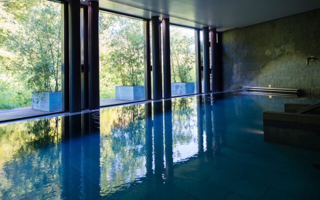 lime wood hotel hydrotherapy pool