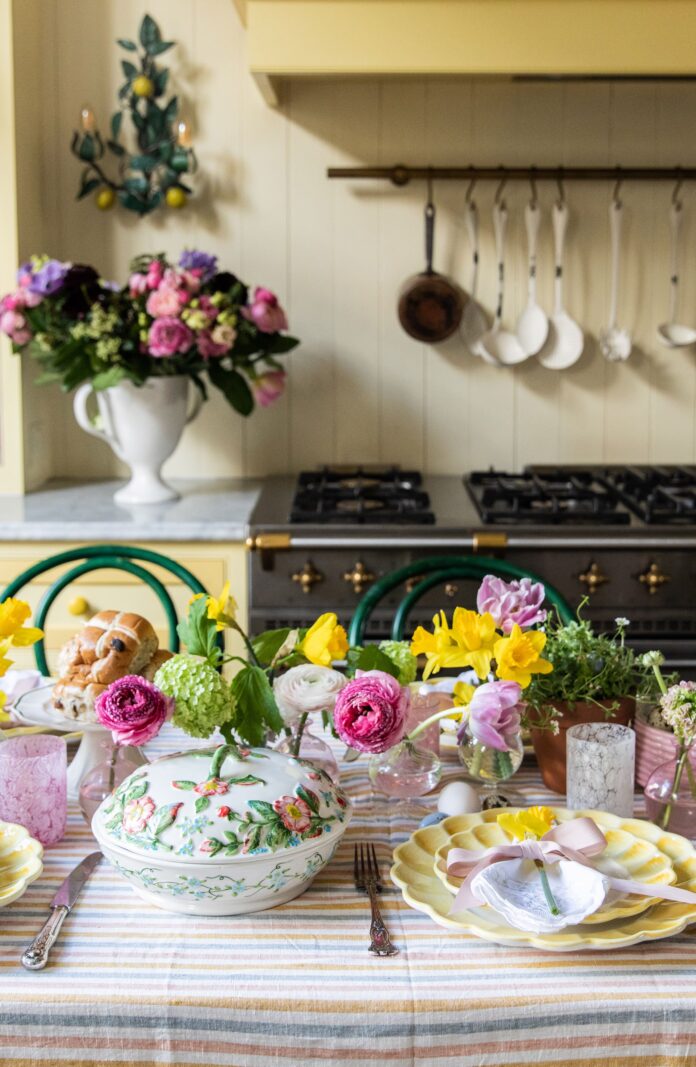 easter tablescaping