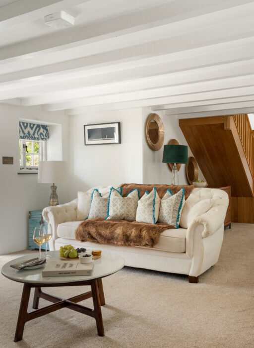 Laflouder Thatch, Mullion