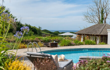 la flouder mullion cornwall