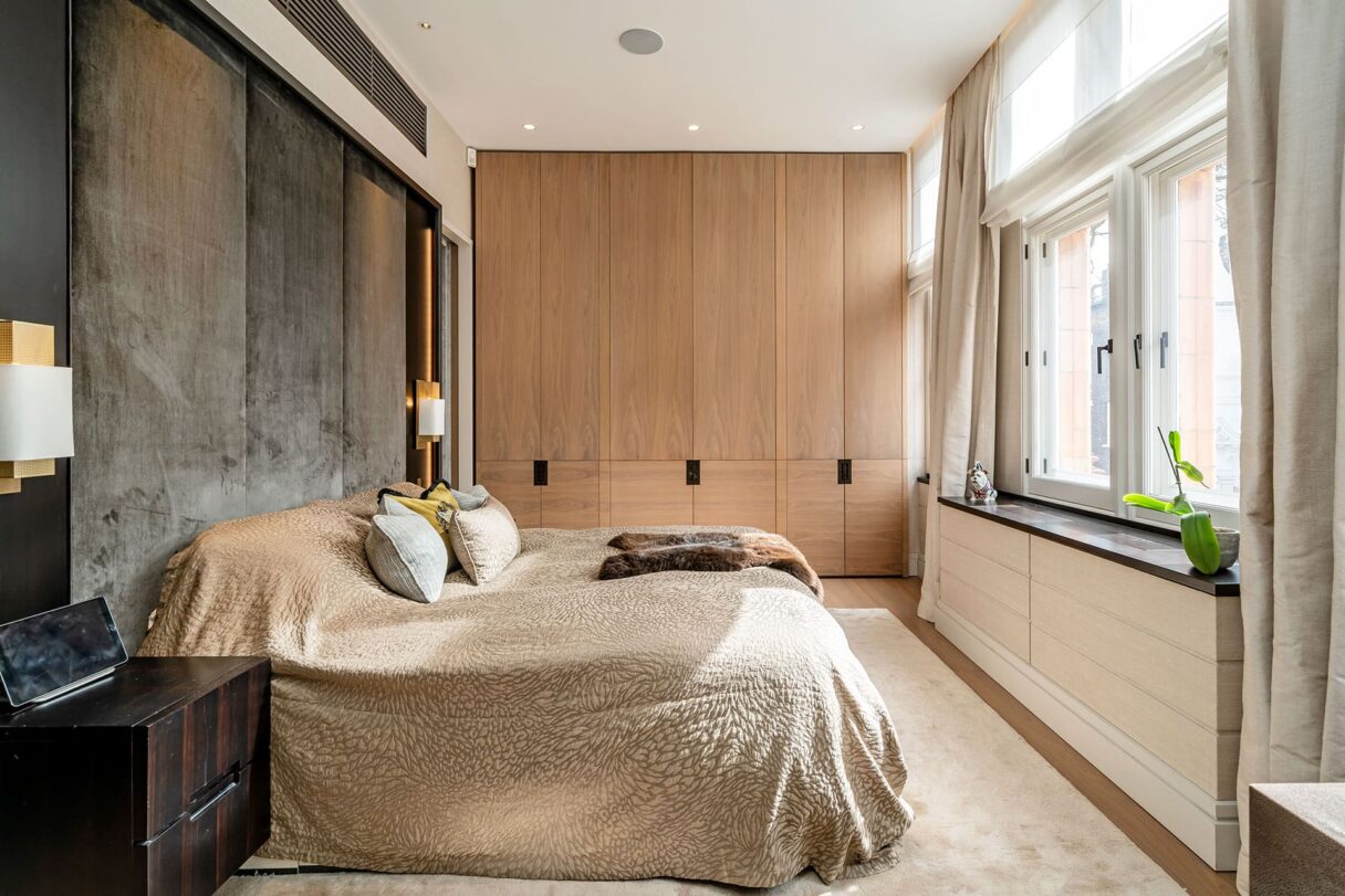 south audley street mayfair bedroom