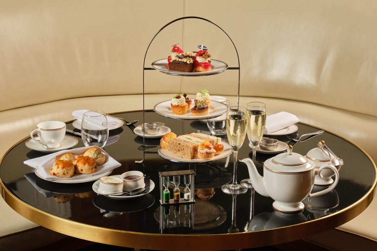 Rails Restaurant afternoon tea
