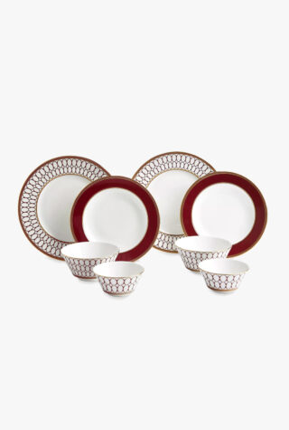 Wedgwood Renaissance Red bone china dinner set