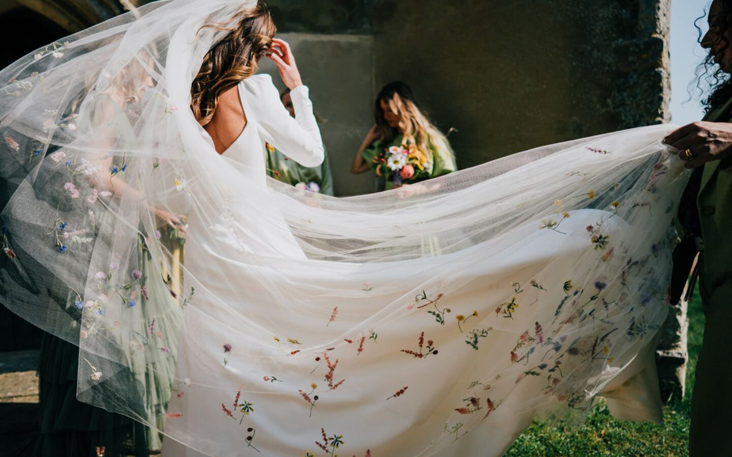 2025 bridal trends