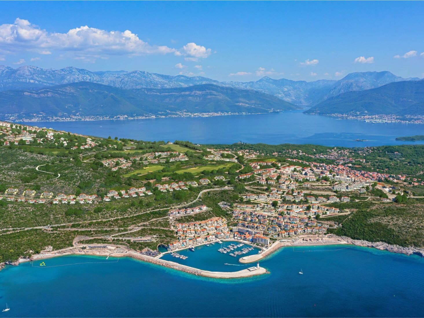 Lustica Bay