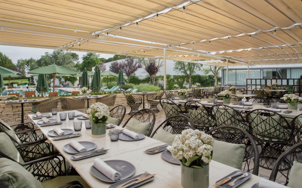 camiral gold and wellness bistro