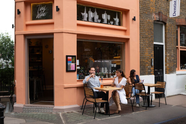 Tiny Wine, Fitzrovia