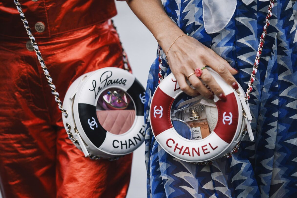 chanel lifering bags