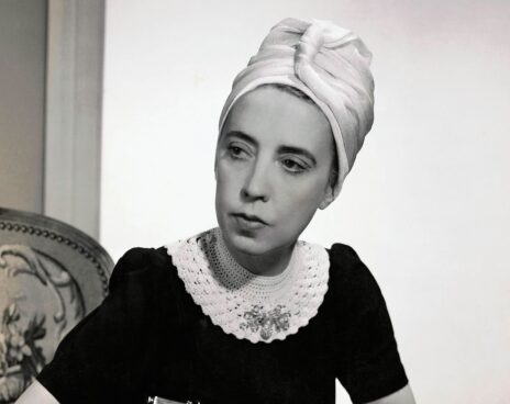 schiaparelli exhibiton v&a
