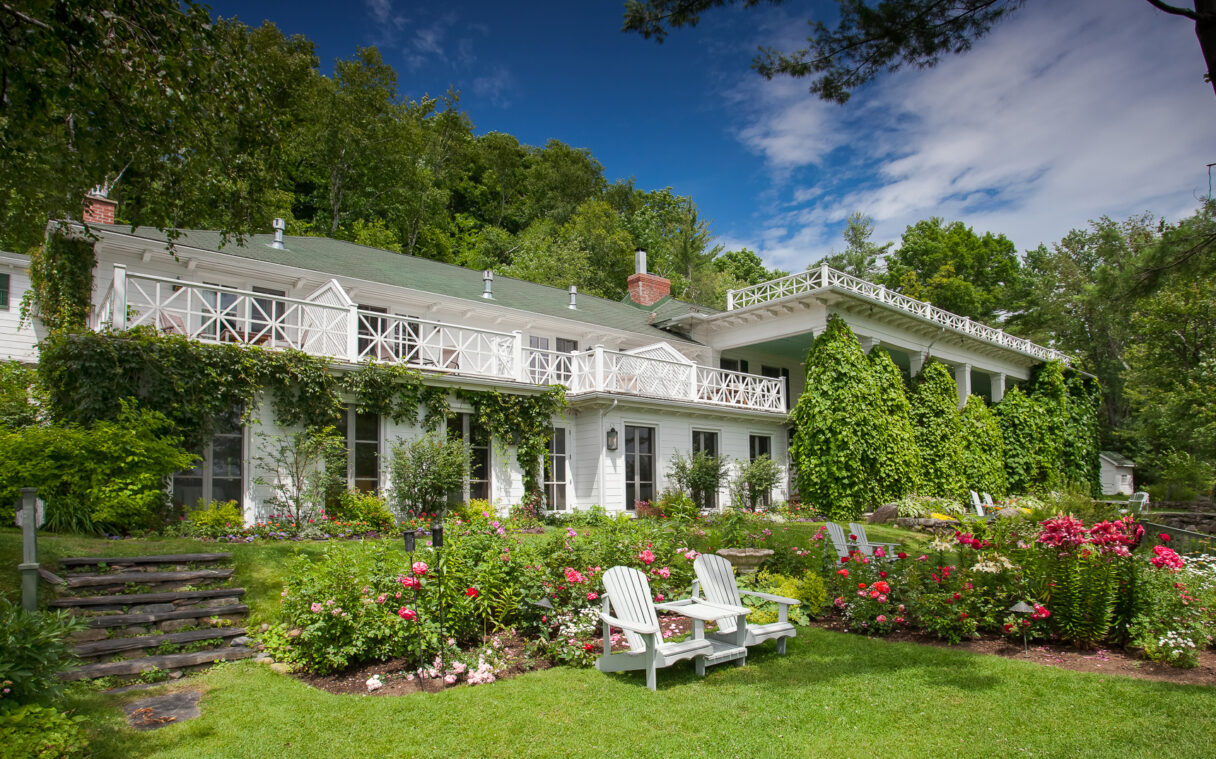 manoir hovey hotel