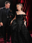 ariana grande golden globes 2026