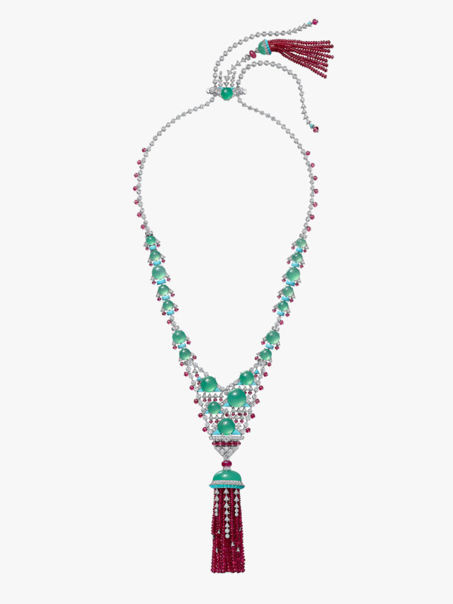 cartier en equilibre ondora necklace