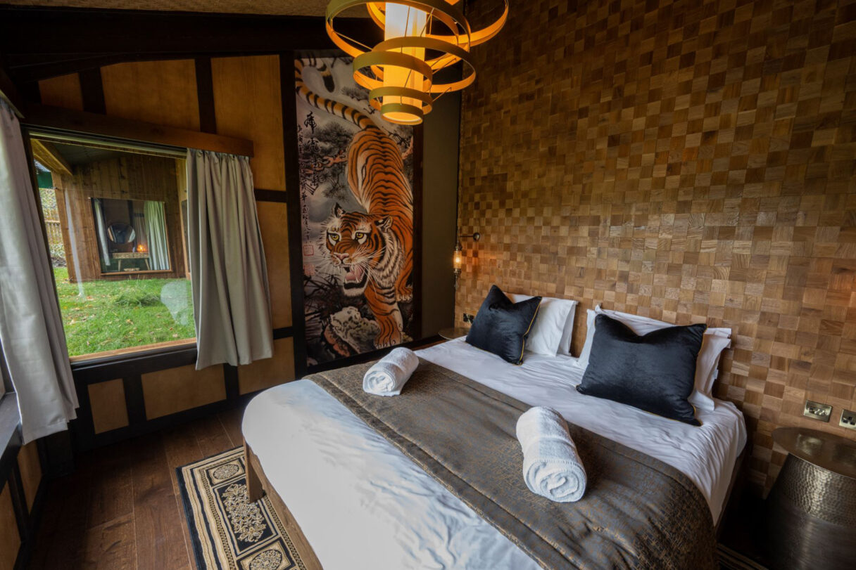 tiger lodge west midlands safari