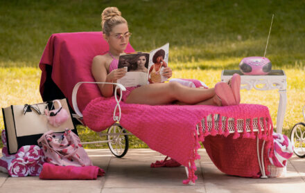 elle tv show fuschia trend