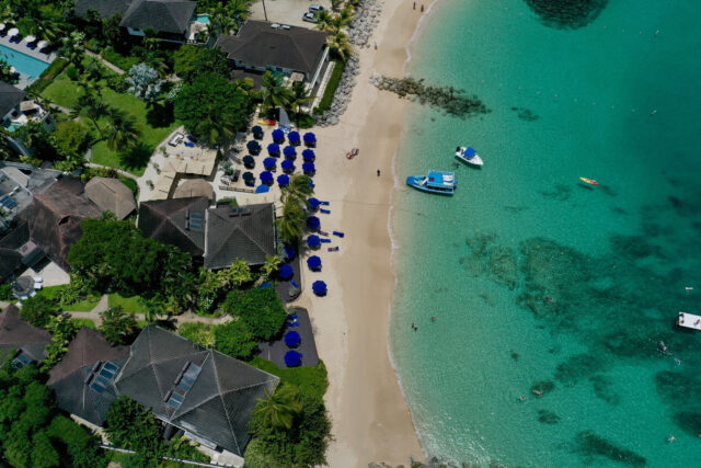 The Sandpiper, Holetown