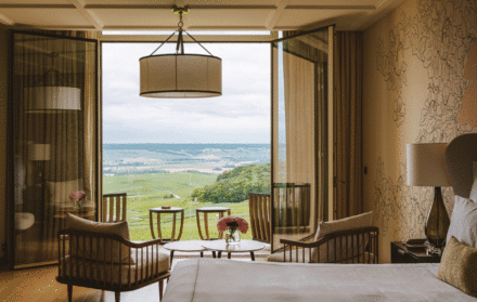 royal champagne hotel